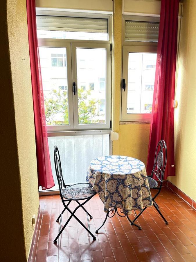Estudio A 3 Min A Pe Da Praia De Oeiras Paço de Arcos Eksteriør billede